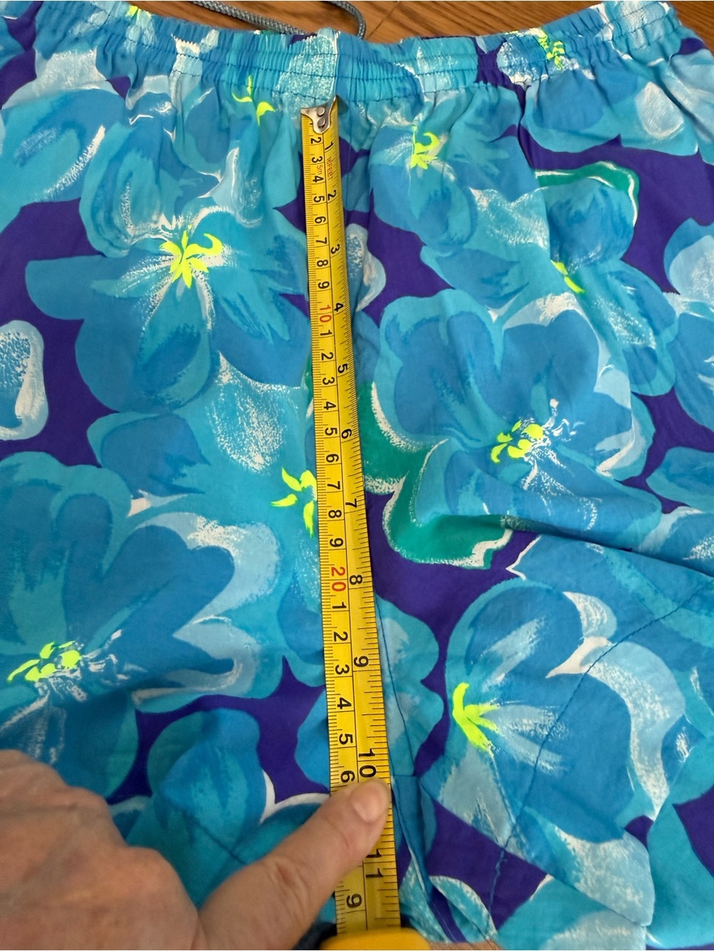 Liz Sport Petite 2 pc Short Set w Matching Top. Like New, Vibrant Blue Colors - Picture 7 of 13